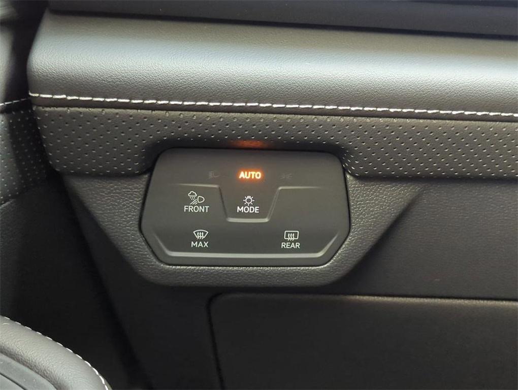 new 2026 Volkswagen Atlas Cross Sport car, priced at $47,394