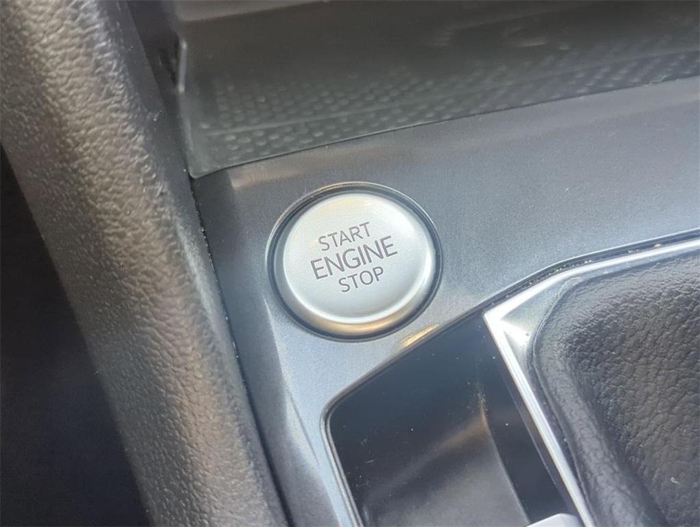 used 2022 Volkswagen Tiguan car, priced at $19,490