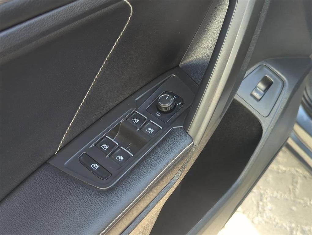 used 2022 Volkswagen Tiguan car, priced at $19,490