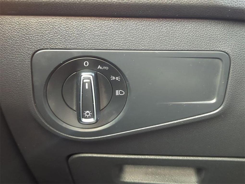 used 2022 Volkswagen Tiguan car, priced at $19,490