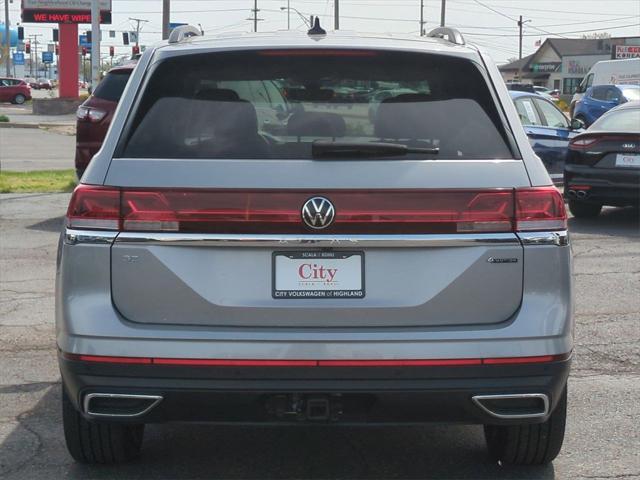 new 2024 Volkswagen Atlas car, priced at $43,122