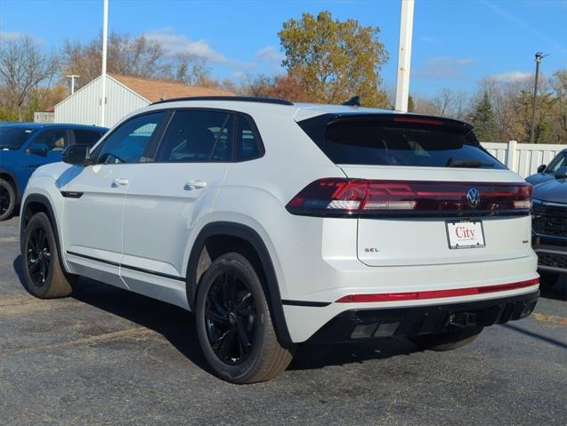 new 2025 Volkswagen Atlas Cross Sport car, priced at $50,000