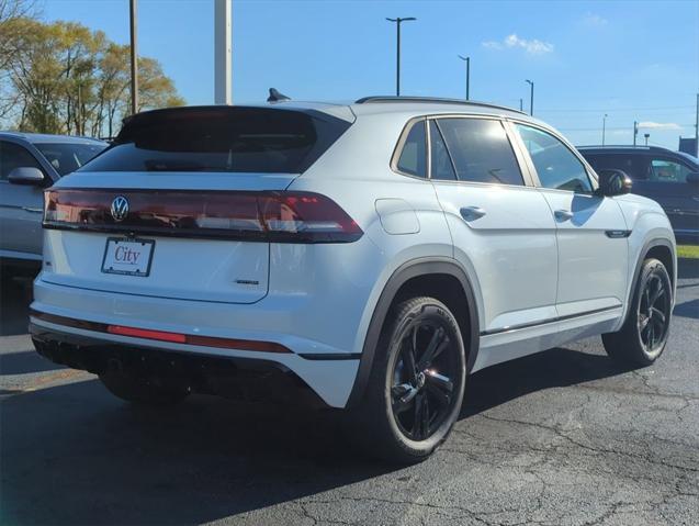 new 2025 Volkswagen Atlas Cross Sport car, priced at $50,000