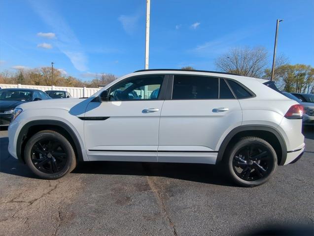 new 2025 Volkswagen Atlas Cross Sport car, priced at $50,000