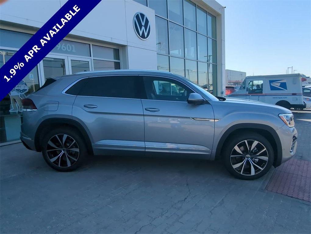 new 2025 Volkswagen Atlas Cross Sport car, priced at $47,435