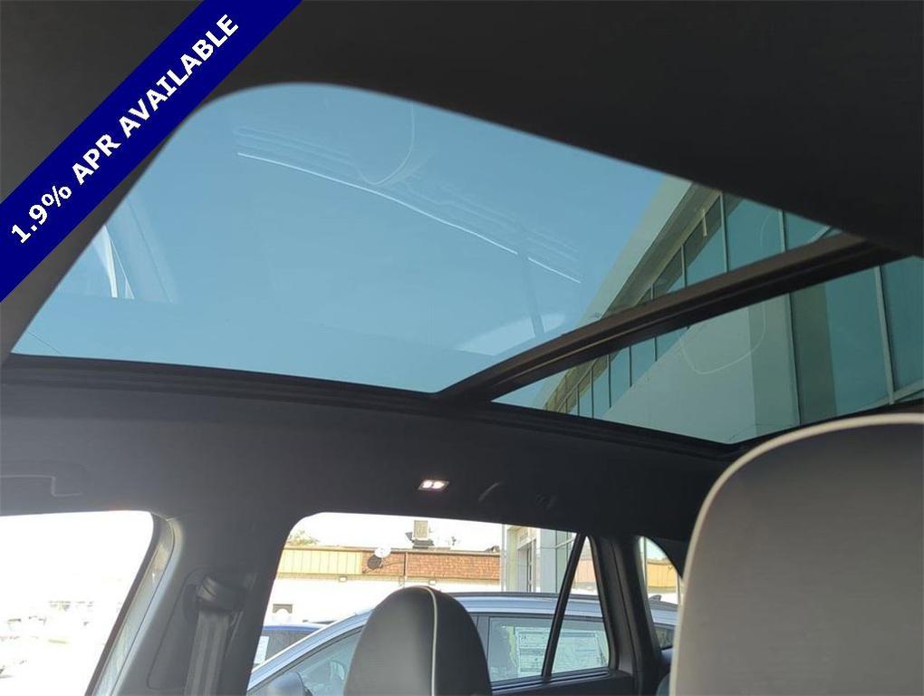 new 2025 Volkswagen Atlas Cross Sport car, priced at $47,435