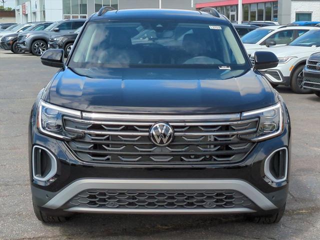 new 2024 Volkswagen Atlas car, priced at $46,692