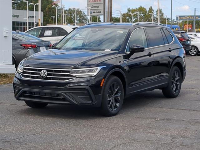 new 2024 Volkswagen Tiguan car, priced at $33,402