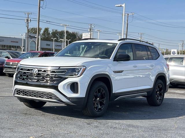 new 2025 Volkswagen Atlas car, priced at $48,002