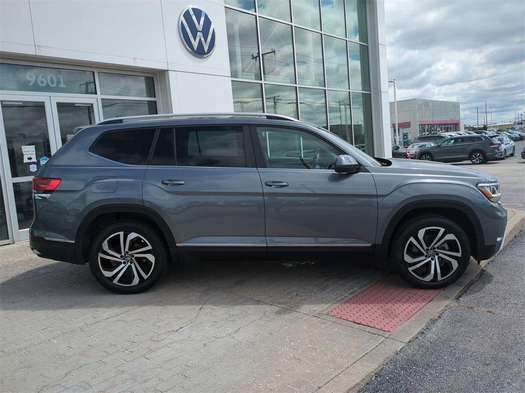 used 2022 Volkswagen Atlas car, priced at $32,000
