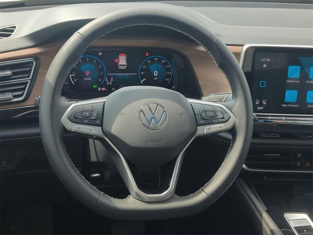 new 2025 Volkswagen Atlas car, priced at $43,573