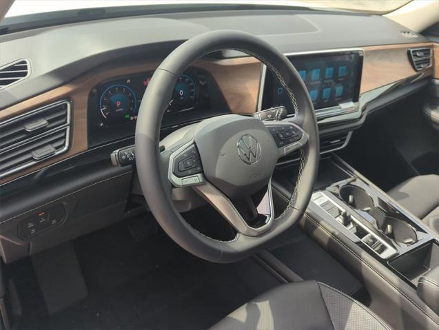 new 2025 Volkswagen Atlas car, priced at $44,573