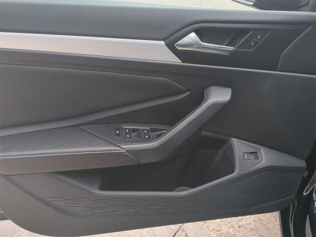new 2025 Volkswagen Jetta car, priced at $24,524