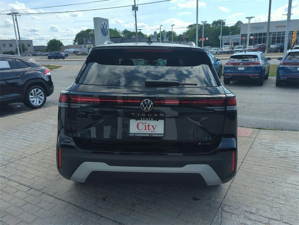 new 2025 Volkswagen Tiguan car, priced at $30,973