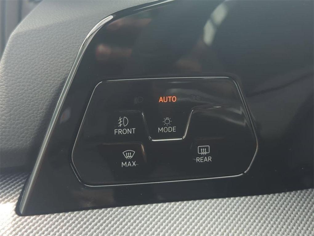 new 2025 Volkswagen Golf GTI car, priced at $33,371