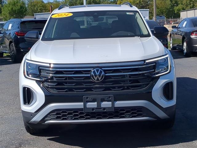 new 2024 Volkswagen Atlas car, priced at $46,473