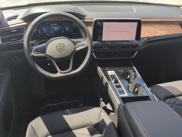 new 2025 Volkswagen Atlas car, priced at $43,702