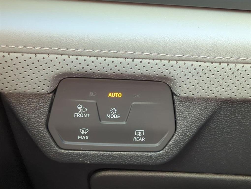 used 2024 Volkswagen Atlas car, priced at $38,295