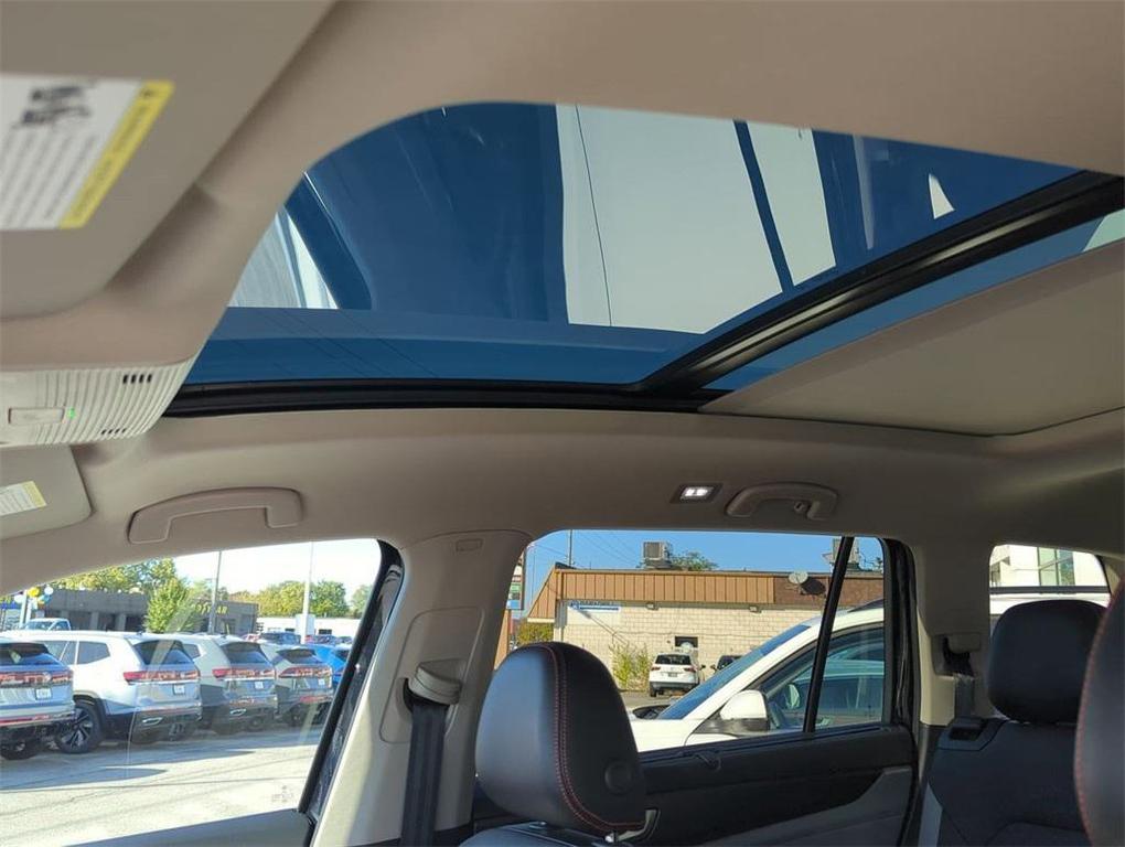 used 2024 Volkswagen Atlas car, priced at $38,295