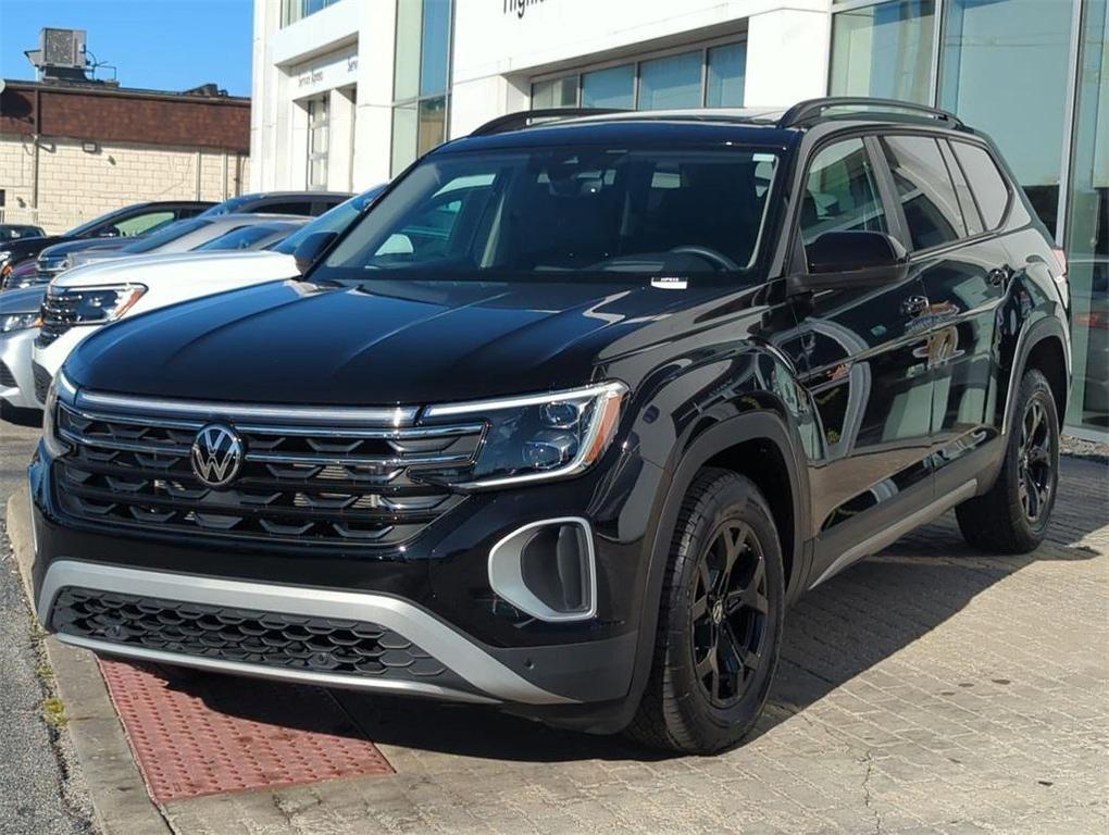 used 2024 Volkswagen Atlas car, priced at $38,295