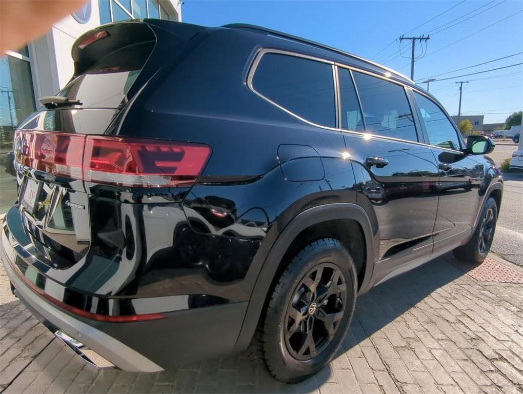 used 2024 Volkswagen Atlas car, priced at $38,295