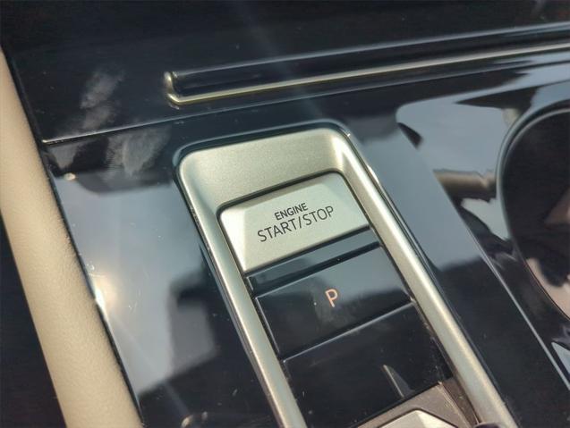 used 2025 Volkswagen Atlas car, priced at $43,500