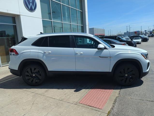 new 2025 Volkswagen Atlas Cross Sport car, priced at $43,071