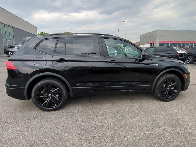 new 2024 Volkswagen Tiguan car, priced at $33,810