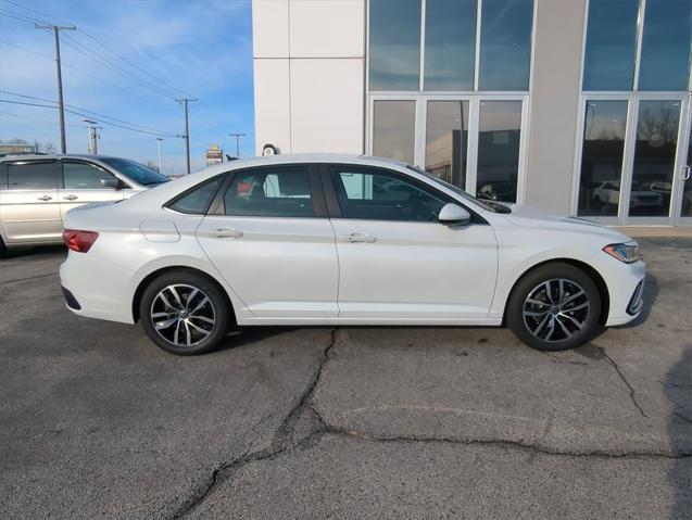 new 2025 Volkswagen Jetta car, priced at $25,623