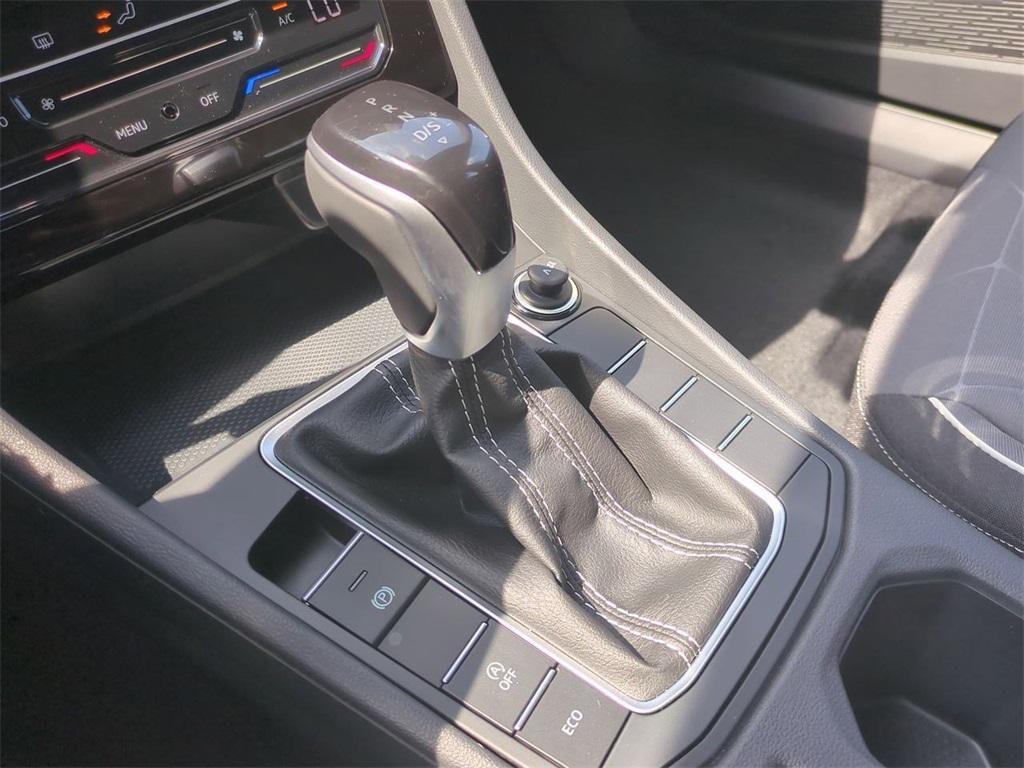 new 2025 Volkswagen Jetta car, priced at $25,024