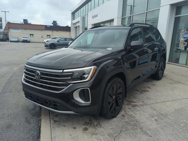 new 2025 Volkswagen Atlas car, priced at $44,180