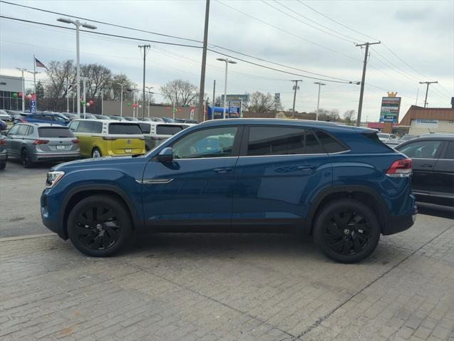 new 2025 Volkswagen Atlas Cross Sport car, priced at $43,603
