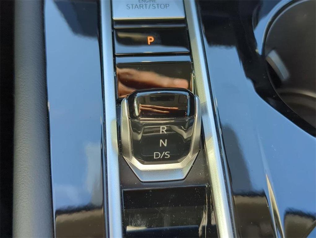 used 2025 Volkswagen Atlas car, priced at $43,300