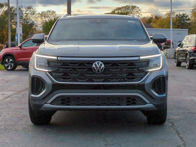 new 2025 Volkswagen Atlas Cross Sport car, priced at $45,603