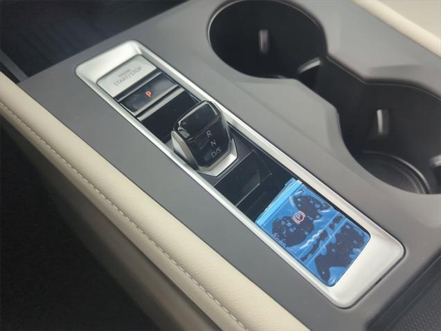 new 2025 Volkswagen Atlas car, priced at $39,006