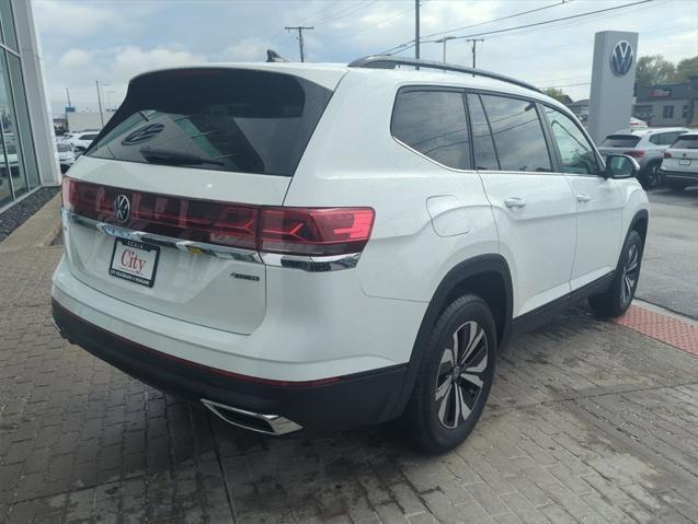 new 2025 Volkswagen Atlas car, priced at $39,006