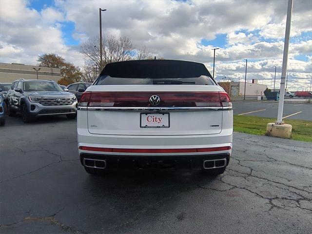 new 2025 Volkswagen Atlas Cross Sport car, priced at $53,199