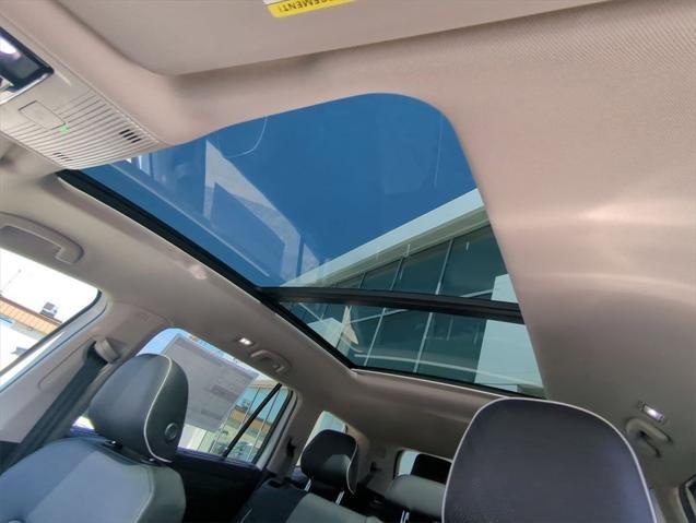new 2025 Volkswagen Atlas car, priced at $53,348
