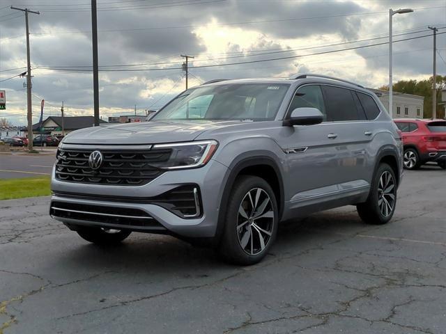 new 2025 Volkswagen Atlas car, priced at $53,738