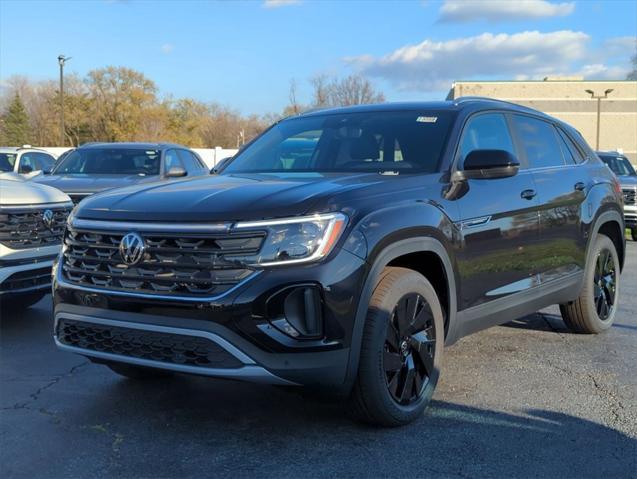 new 2025 Volkswagen Atlas Cross Sport car, priced at $45,603