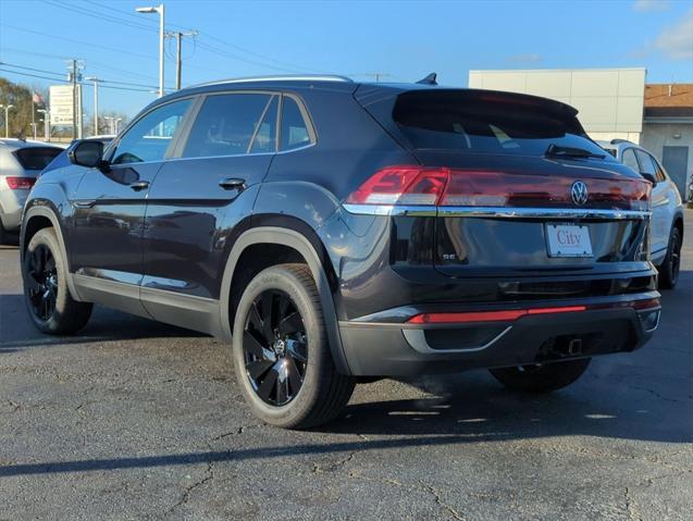 new 2025 Volkswagen Atlas Cross Sport car, priced at $45,603