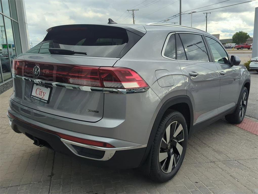 new 2026 Volkswagen Atlas Cross Sport car, priced at $51,421