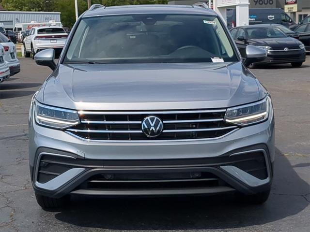 new 2024 Volkswagen Tiguan car, priced at $31,882