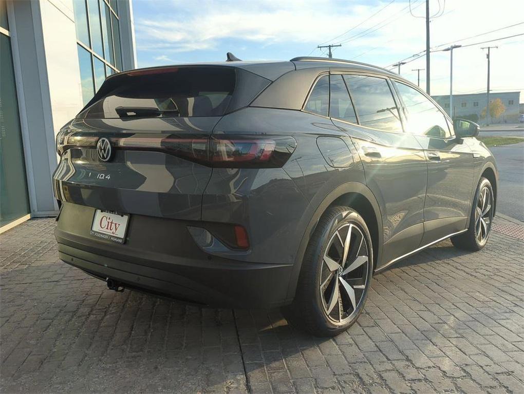 new 2025 Volkswagen ID.4 car, priced at $49,442