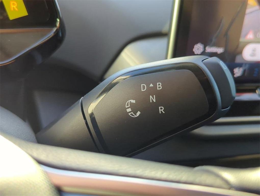 new 2025 Volkswagen ID.4 car, priced at $49,442