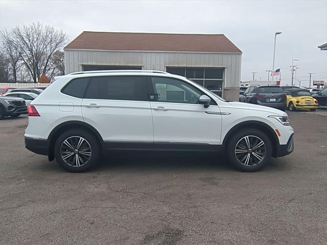 new 2024 Volkswagen Tiguan car, priced at $33,968