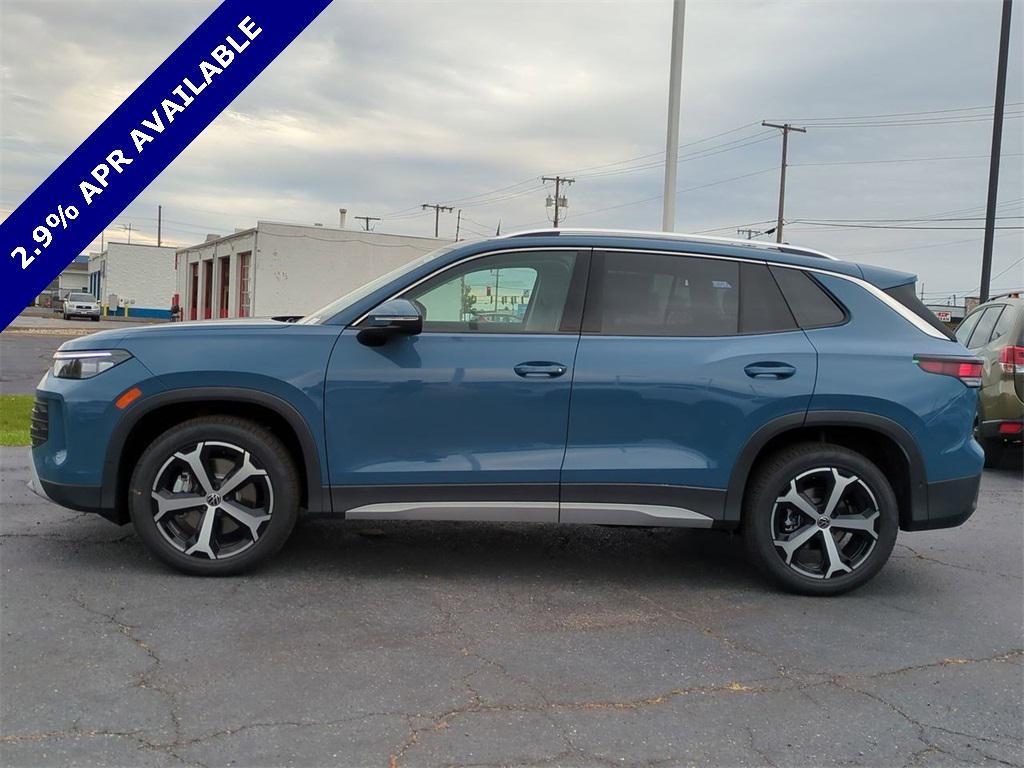 new 2025 Volkswagen Tiguan car, priced at $35,707