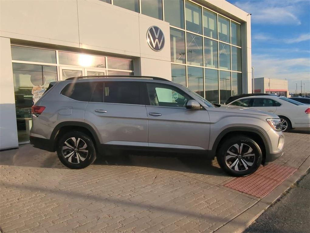 used 2024 Volkswagen Atlas car, priced at $32,279
