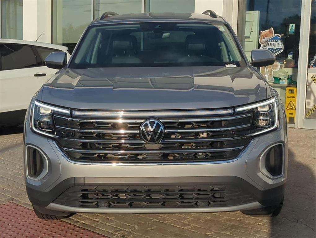 used 2024 Volkswagen Atlas car, priced at $32,279