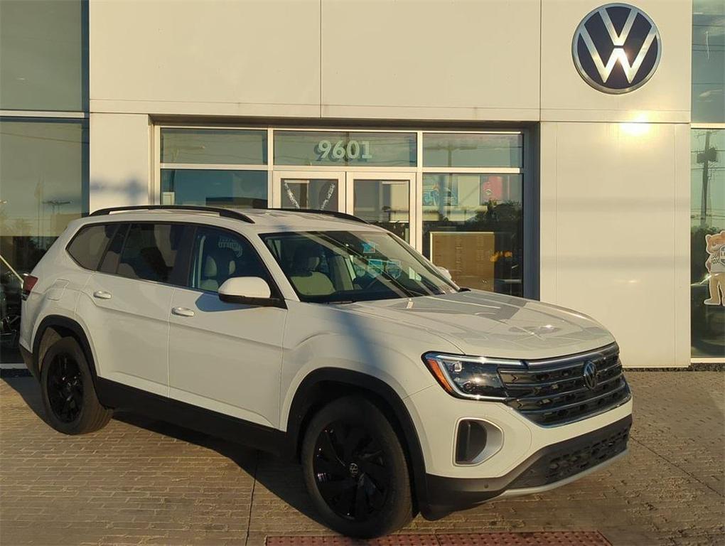 new 2025 Volkswagen Atlas car, priced at $40,246
